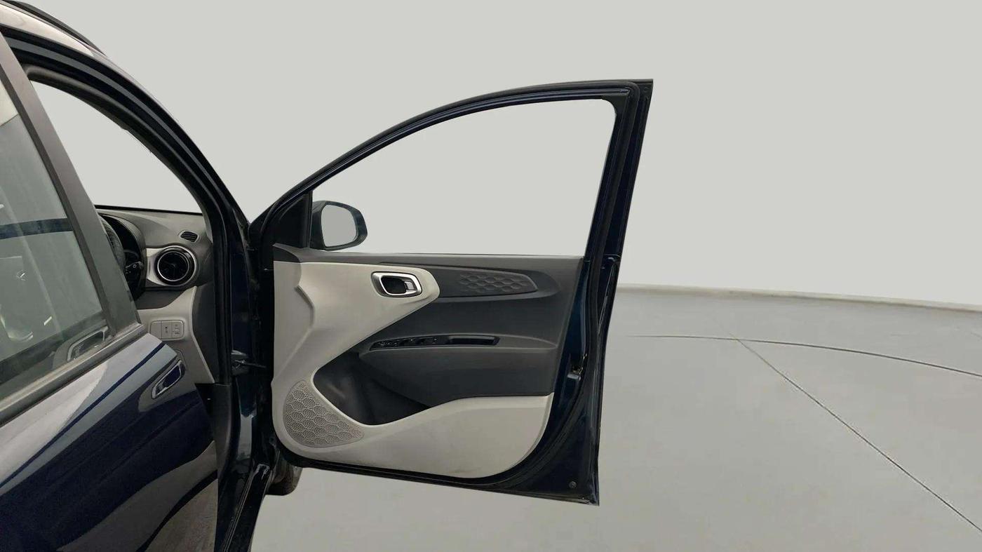 2020 Hyundai GRAND I10 NIOS SPORTZ 1.2 KAPPA VTVT CNG, CNG, Manual, 81,375 km, RHS Front Door