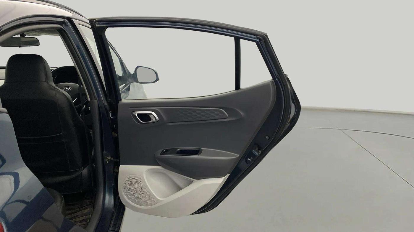 2020 Hyundai GRAND I10 NIOS SPORTZ 1.2 KAPPA VTVT CNG, CNG, Manual, 81,375 km, RHS Rear Door