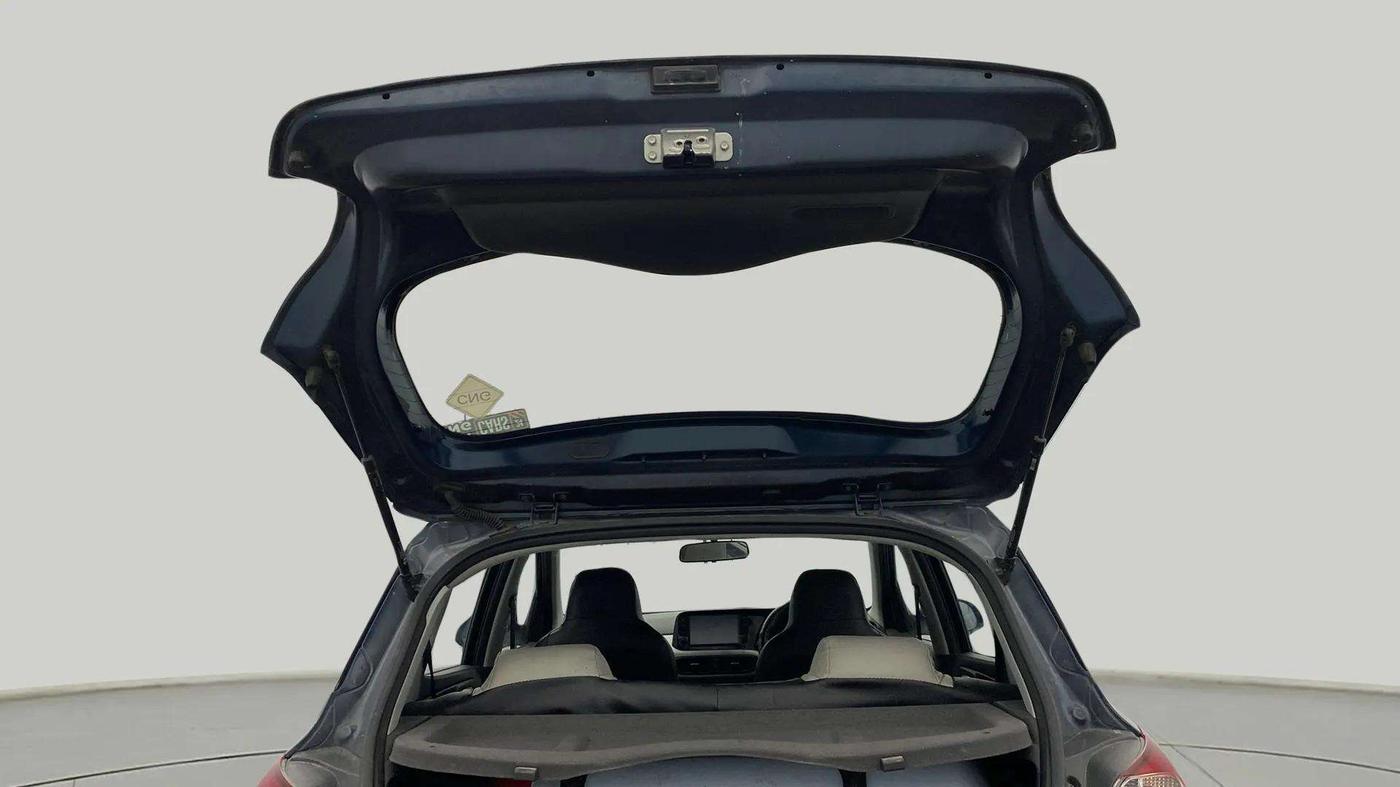 2020 Hyundai GRAND I10 NIOS SPORTZ 1.2 KAPPA VTVT CNG, CNG, Manual, 81,375 km, Boot Door Open