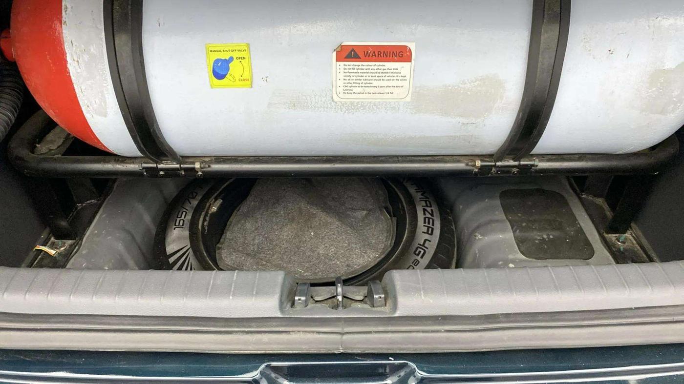 2020 Hyundai GRAND I10 NIOS SPORTZ 1.2 KAPPA VTVT CNG, CNG, Manual, 81,375 km, Boot Open Zoomed View