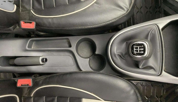 2020 Hyundai GRAND I10 NIOS SPORTZ 1.2 KAPPA VTVT CNG, CNG, Manual, 81,335 km, Gear Lever