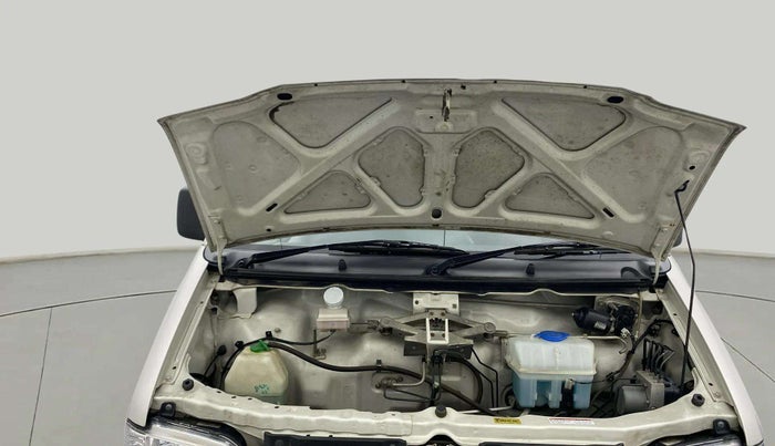 2020 Maruti Eeco 5 STR WITH A/C+HTR, Petrol, Manual, 29,252 km, Open Bonet
