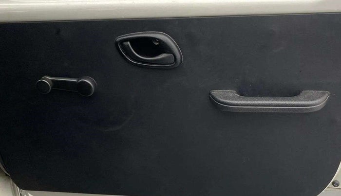 2020 Maruti Eeco 5 STR WITH A/C+HTR, Petrol, Manual, 29,252 km, Driver Side Door Panels Control