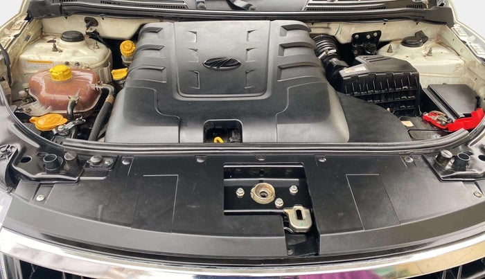 2020 Mahindra XUV500 W7, Diesel, Manual, 68,589 km, Open Bonet