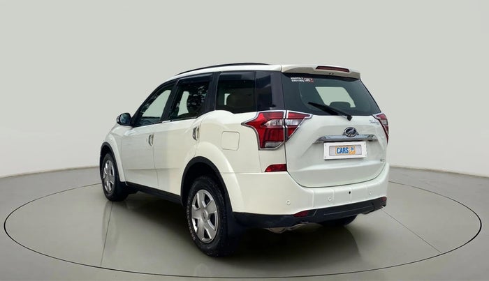 2020 Mahindra XUV500 W7, Diesel, Manual, 68,589 km, Left Back Diagonal