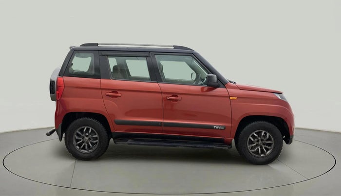 2018 Mahindra TUV300 T10 DUAL TONE, Diesel, Manual, 1,27,079 km, Right Side View