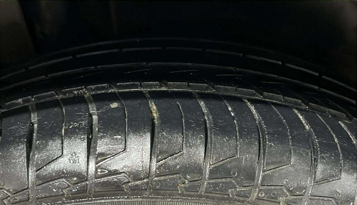 2018 Maruti S Cross ALPHA 1.3, Diesel, Manual, 79,525 km, Right Rear Tyre Tread