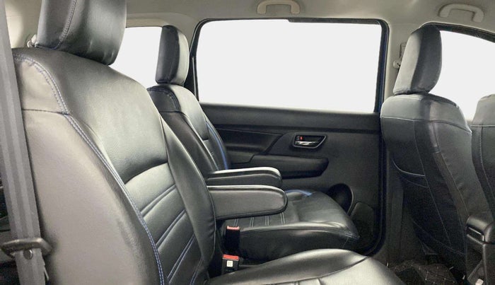 2020 Maruti XL6 ZETA MT, Petrol, Manual, 60,908 km, Right Side Rear Door Cabin