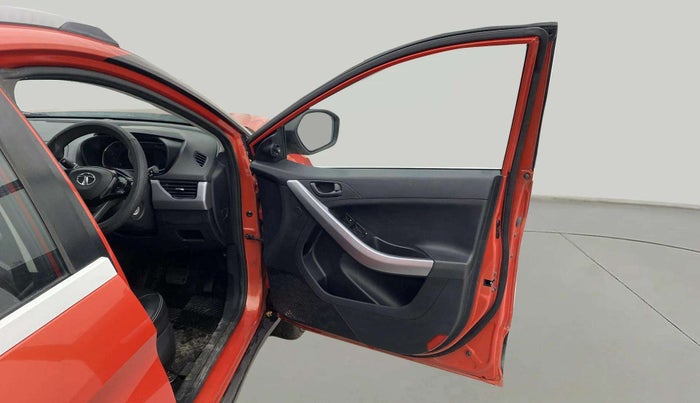 2021 Tata NEXON XMA PETROL, Petrol, Automatic, 58,184 km, RHS Front Door