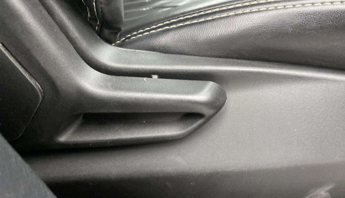 2021 Tata NEXON XMA PETROL, Petrol, Automatic, 58,184 km, Driver Side Adjustment Panel