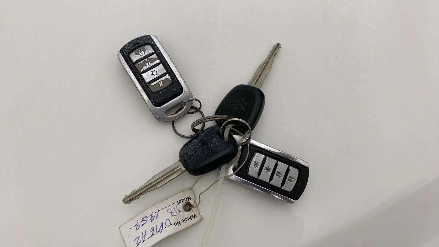 2015 Maruti Alto 800 LXI, Petrol, Manual, 47,747 km, Key Close Up