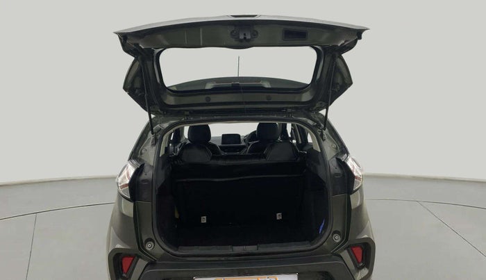 2022 Tata NEXON XM SUNROOF PETROL, Petrol, Manual, 31,588 km, Boot Door Open