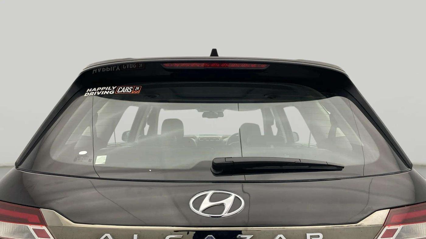 2021 Hyundai ALCAZAR PLATINUM 1.5 MT 7STR, Diesel, Manual, 56,459 km, Rear Windshield