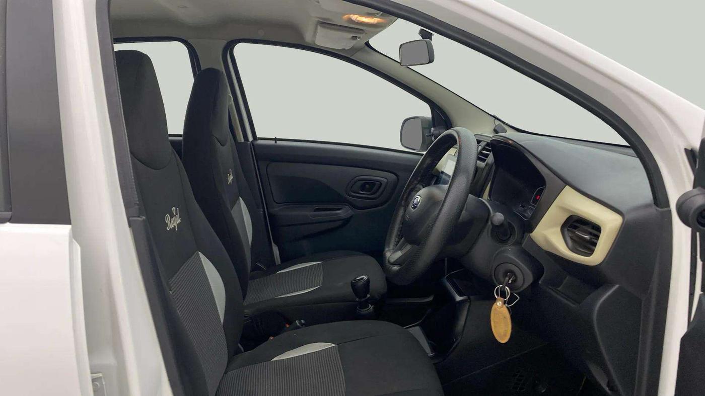 2021 Datsun Redi Go A, Petrol, Manual, 23,298 km, Right Side Front Door Cabin