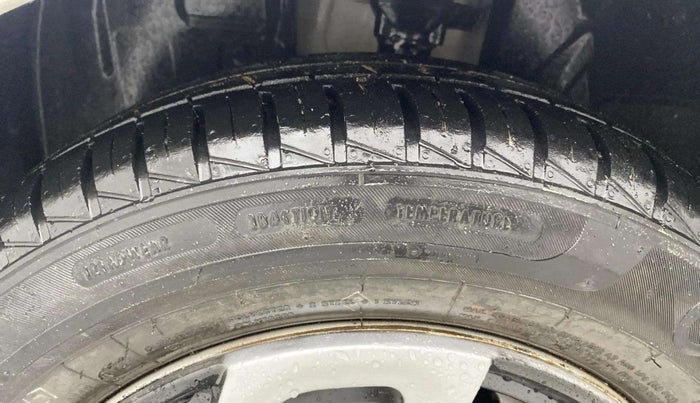 2021 Datsun Redi Go A, Petrol, Manual, 22,756 km, Left Front Tyre Tread