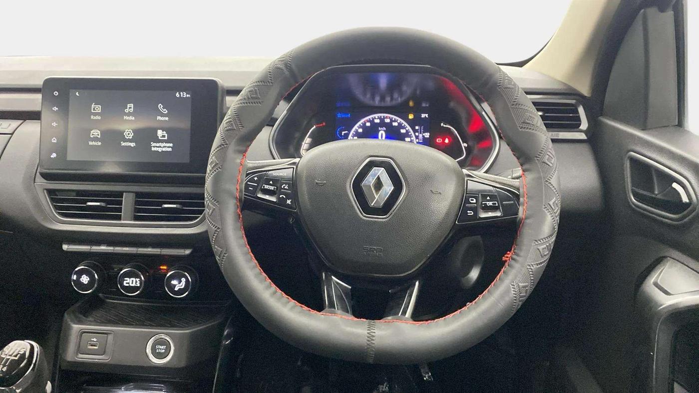 2022 Renault Kiger RXZ MT, Petrol, Manual, 80,300 km, Steering Wheel Close Up