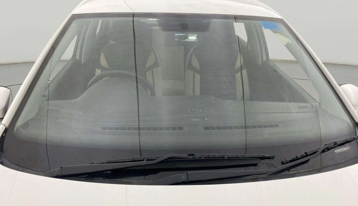 2021 Volkswagen Polo TRENDLINE 1.0L, Petrol, Manual, 40,743 km, Front Windshield