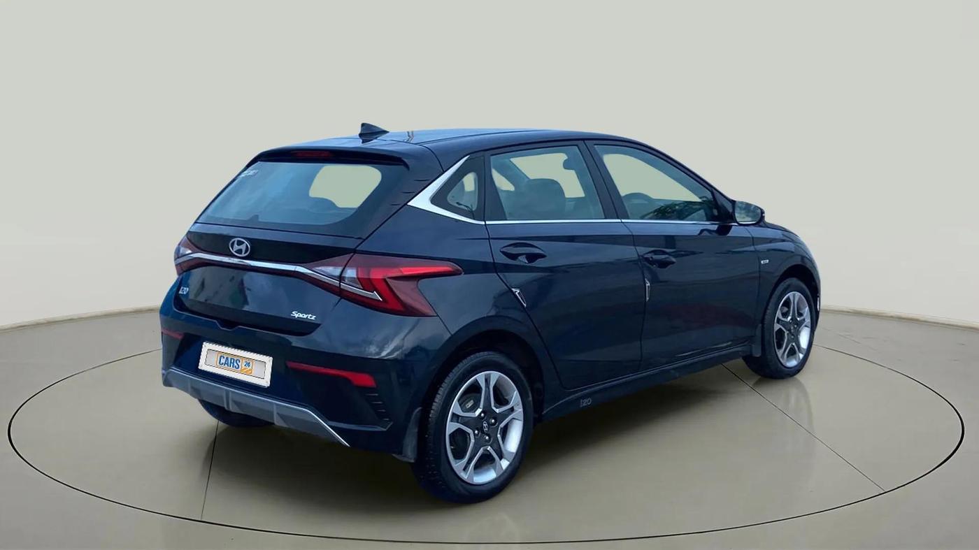 2023 Hyundai NEW I20 Sportz 1.2 IVT, Petrol, Automatic, 15,005 km, Right Back Diagonal