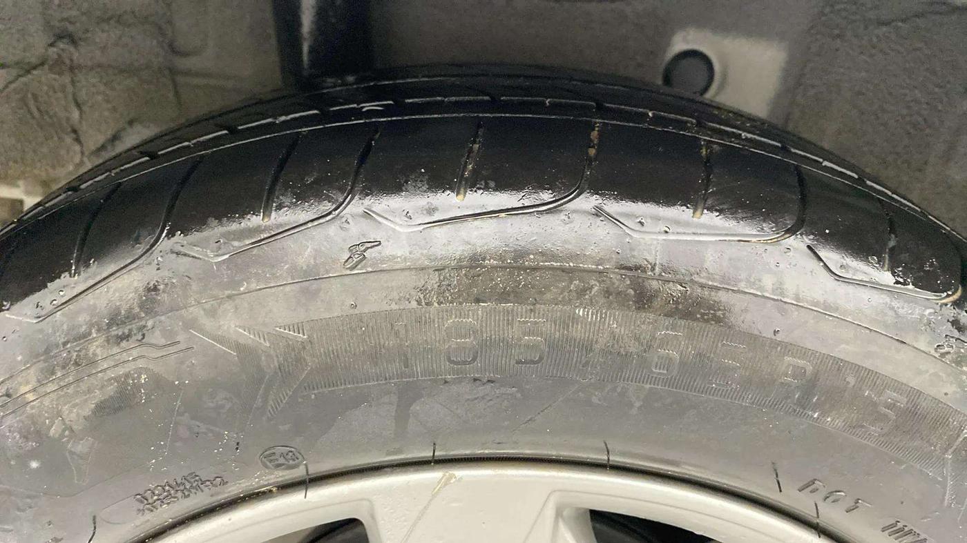 2023 Hyundai Verna S MT 1.5 MPI, Petrol, Manual, 30,618 km, Right Rear Tyre Tread