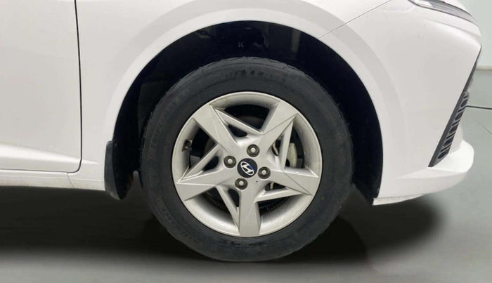 2023 Hyundai Verna S MT 1.5 MPI, Petrol, Manual, 30,424 km, Right Front Wheel