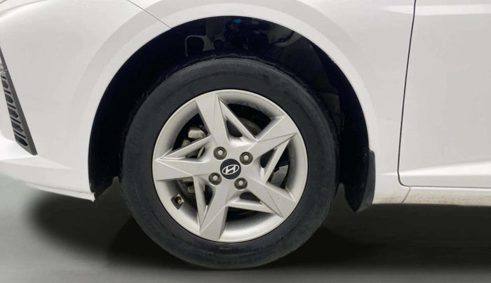 2023 Hyundai Verna S MT 1.5 MPI, Petrol, Manual, 30,424 km, Left Front Wheel