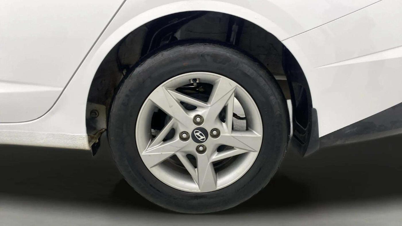 2023 Hyundai Verna S MT 1.5 MPI, Petrol, Manual, 30,618 km, Left Rear Wheel