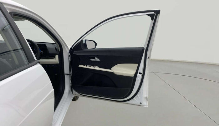 2023 Hyundai Verna S MT 1.5 MPI, Petrol, Manual, 30,424 km, RHS Front Door