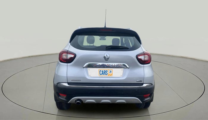 2019 Renault Captur PLATINE DIESEL DUAL TONE, Diesel, Manual, 86,193 km, Back/Rear