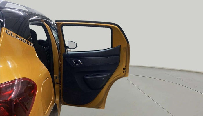 2022 Renault Kwid CLIMBER AMT 1.0, Petrol, Automatic, 4,757 km, RHS Rear Door
