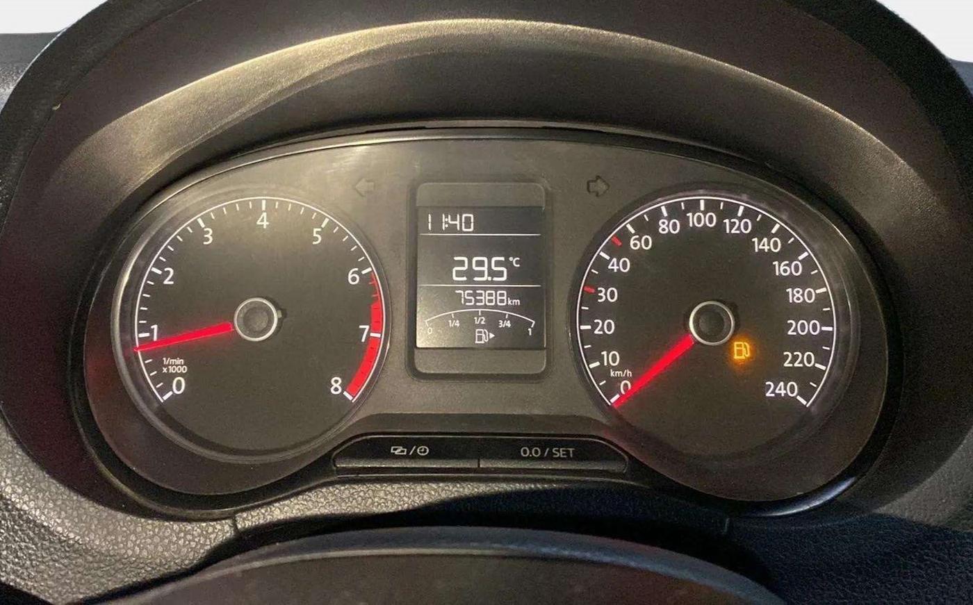 2019 Volkswagen Polo TRENDLINE 1.0L, Petrol, Manual, 75,505 km, Odometer Image