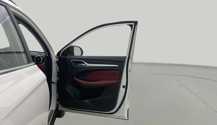 2022 MG ASTOR SAVVY 1.3 TURBO AT S RED, Petrol, Automatic, 17,378 km, RHS Front Door