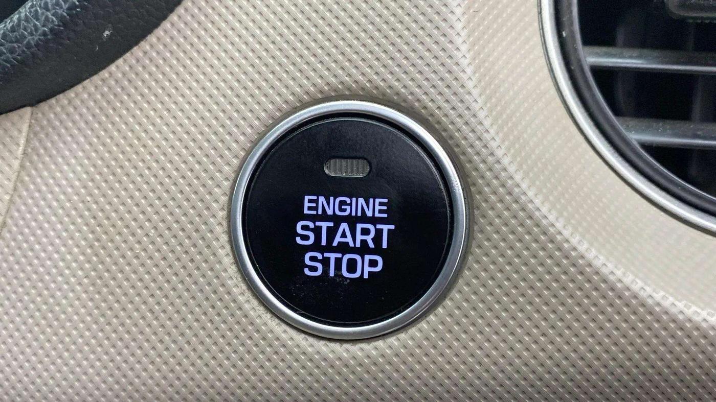 2019 Hyundai Xcent SX 1.2 (O), Petrol, Manual, 70,667 km, Keyless Start/ Stop Button