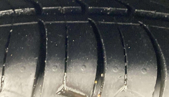 2019 Hyundai Xcent SX 1.2 (O), Petrol, Manual, 70,533 km, Right Rear Tyre Tread