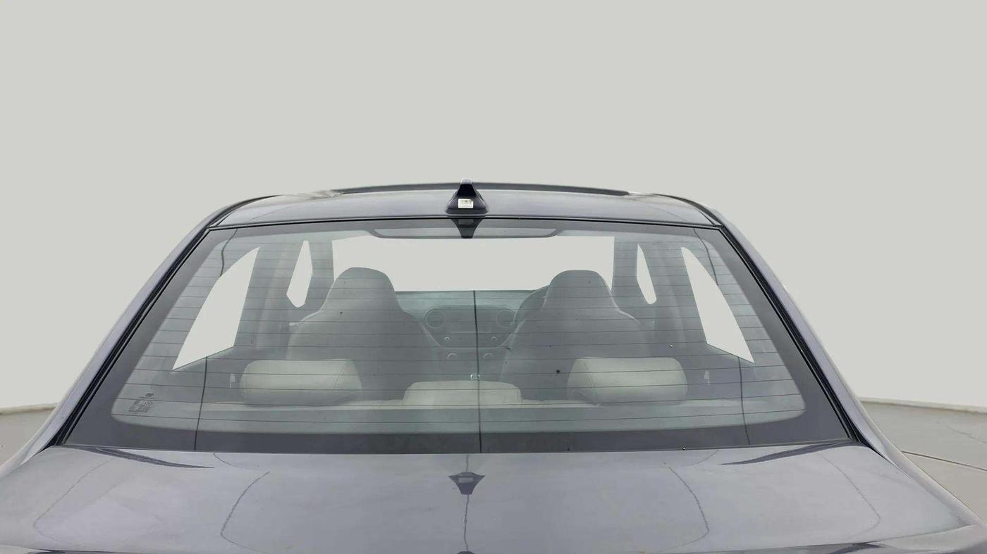 2019 Hyundai Xcent SX 1.2 (O), Petrol, Manual, 70,667 km, Rear Windshield