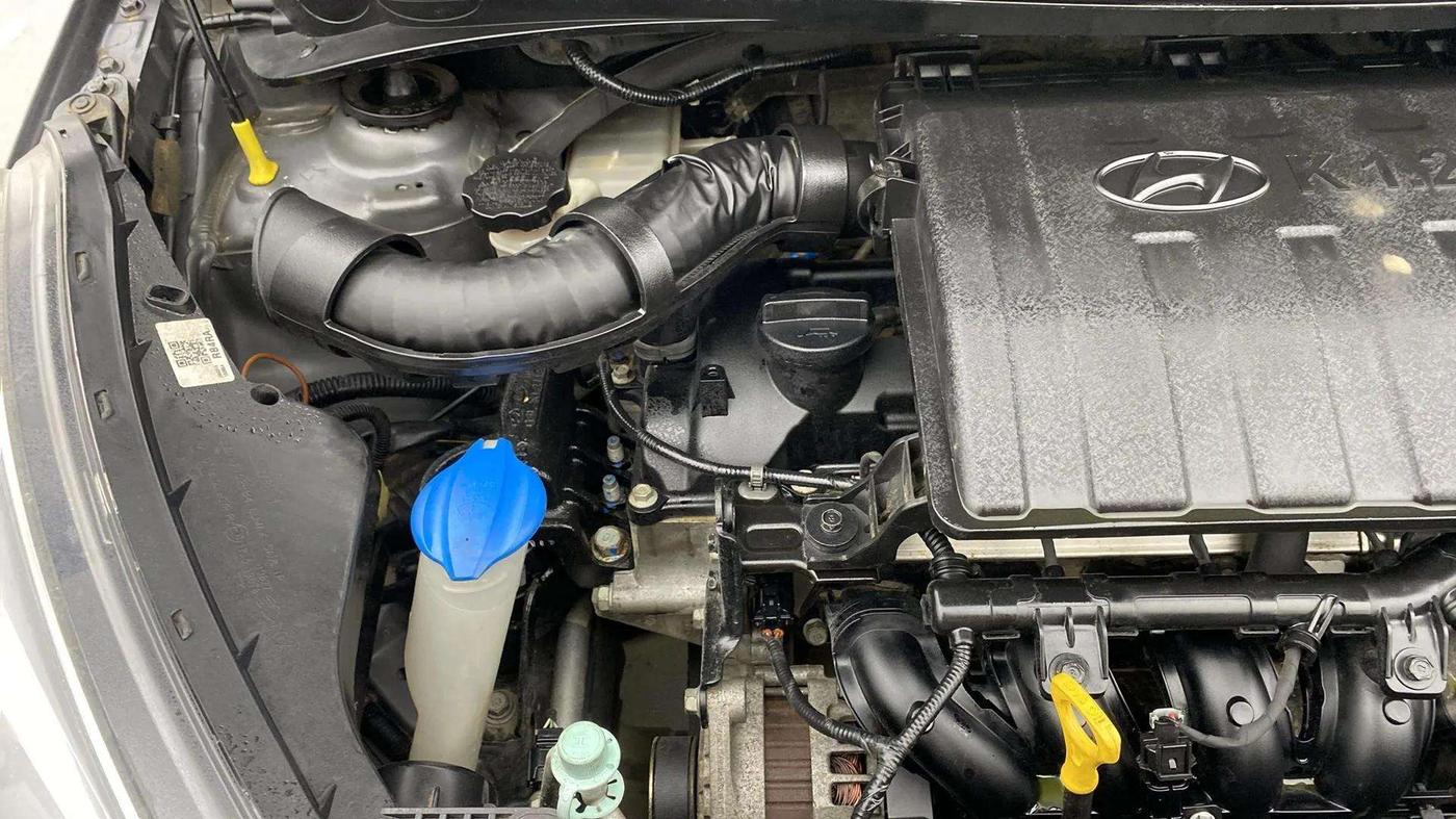 2019 Hyundai Xcent SX 1.2 (O), Petrol, Manual, 70,667 km, Engine View - Right