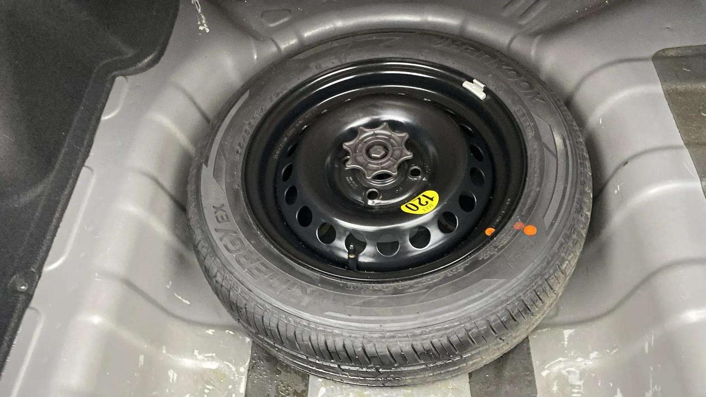 2019 Hyundai Xcent SX 1.2 (O), Petrol, Manual, 70,667 km, Spare Tyre
