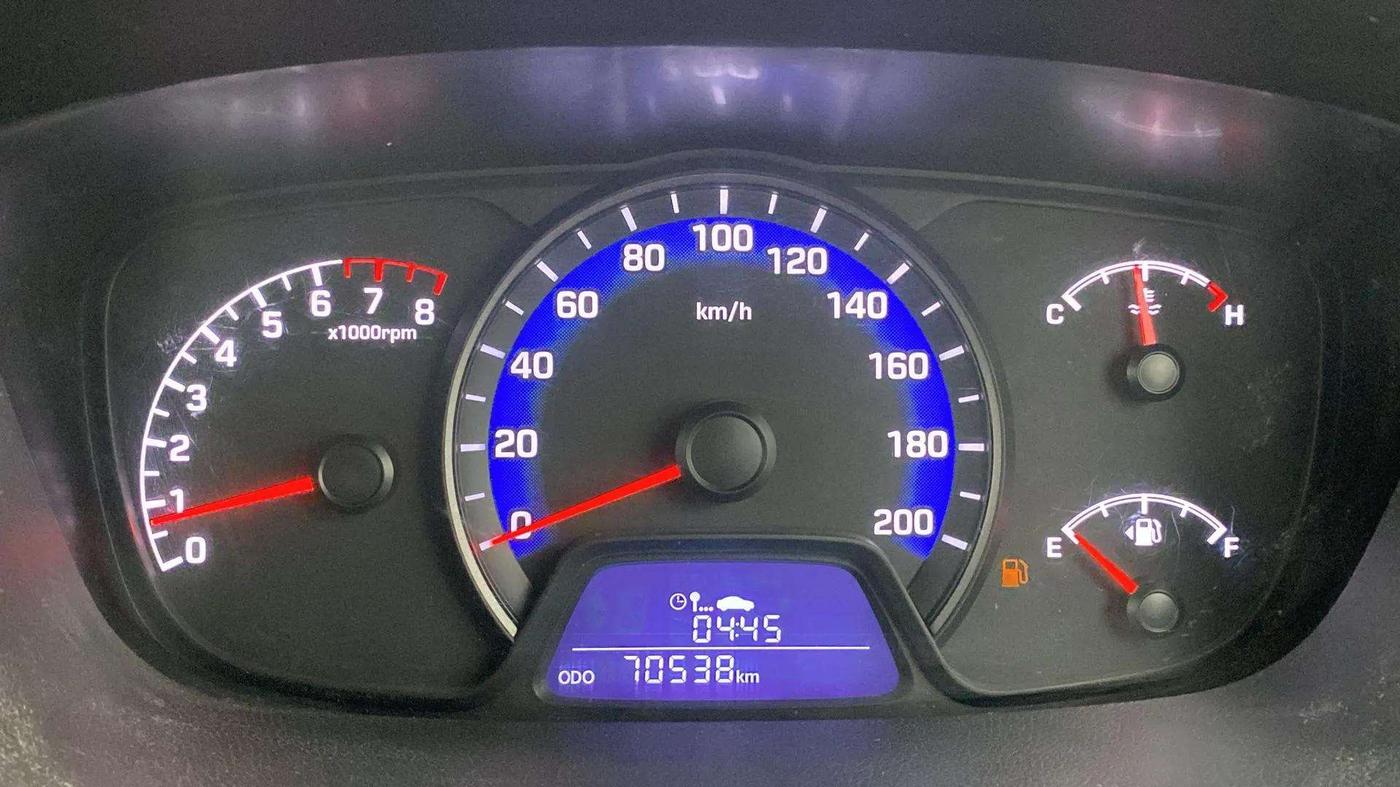 2019 Hyundai Xcent SX 1.2 (O), Petrol, Manual, 70,667 km, Odometer Image