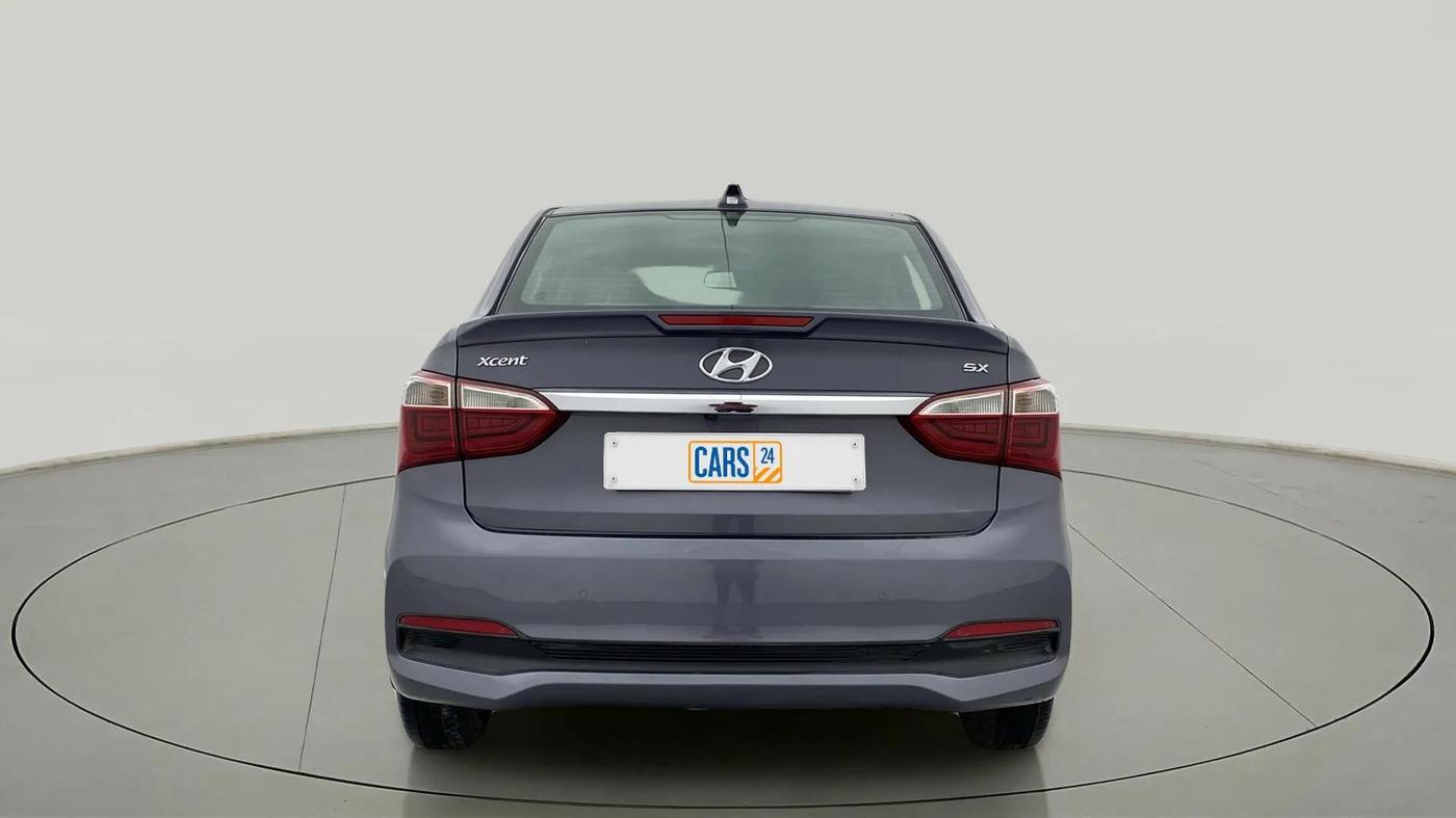 2019 Hyundai Xcent SX 1.2 (O), Petrol, Manual, 70,667 km, Back/Rear