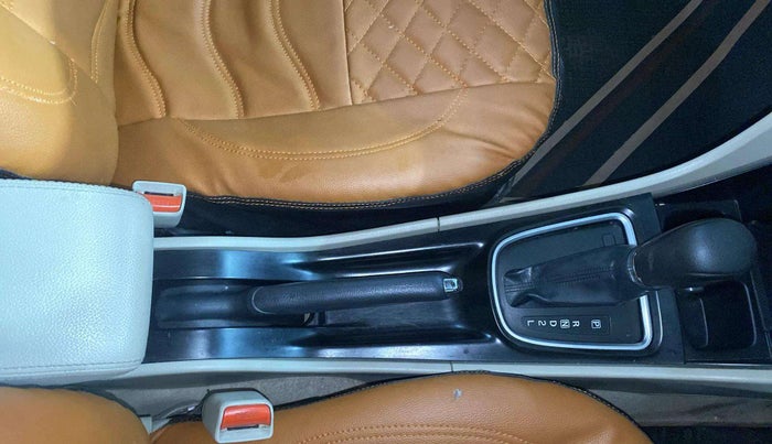 2020 Maruti Ciaz ALPHA  AT 1.5 SHVS PETROL, Petrol, Automatic, 28,334 km, Gear Lever