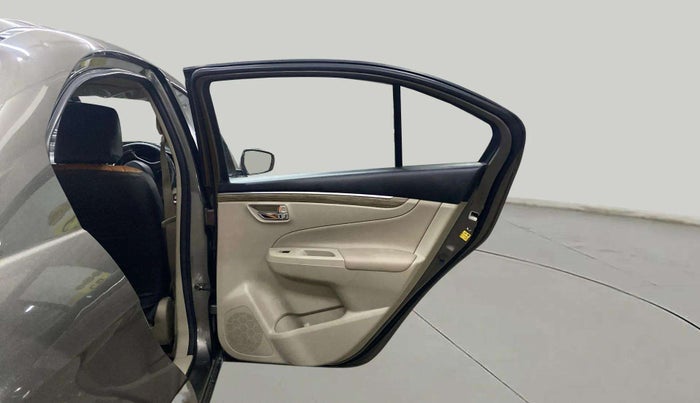 2020 Maruti Ciaz ALPHA  AT 1.5 SHVS PETROL, Petrol, Automatic, 28,334 km, RHS Rear Door