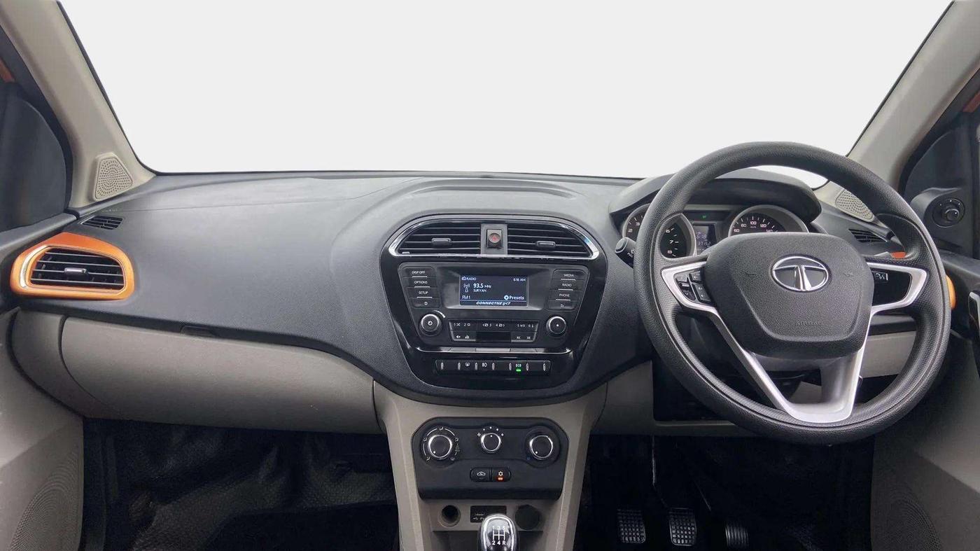 2016 Tata Tiago XZ PETROL, Petrol, Manual, 37,167 km, Dashboard