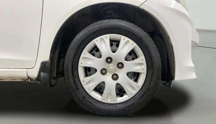 2015 Honda Amaze 1.2L I-VTEC SX, Petrol, Manual, 1,20,655 km, Right Front Wheel