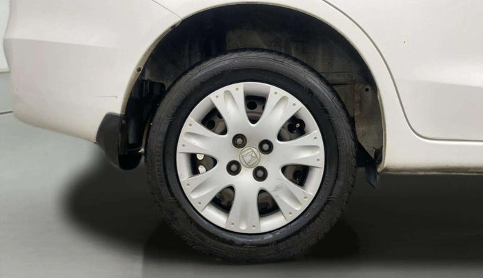2015 Honda Amaze 1.2L I-VTEC SX, Petrol, Manual, 1,20,655 km, Right Rear Wheel