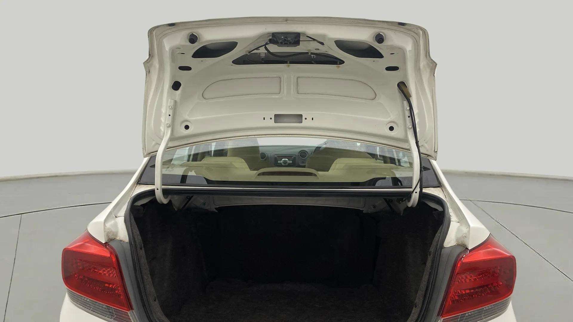 Boot-Open-Top-Half-View-43