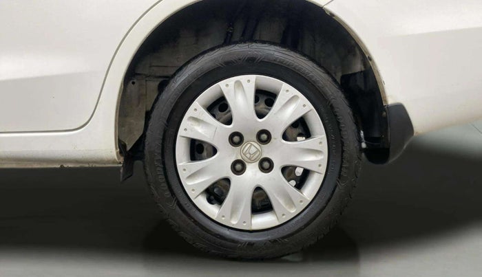 2015 Honda Amaze 1.2L I-VTEC SX, Petrol, Manual, 1,20,655 km, Left Rear Wheel