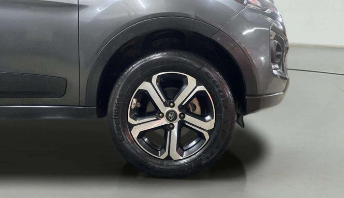 2022 Tata NEXON XZ PLUS PETROL, Petrol, Manual, 18,693 km, Right Front Wheel