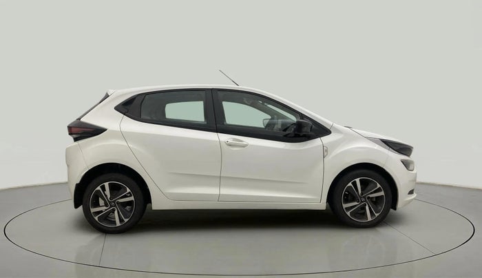 2022 Tata ALTROZ XM PLUS DIESEL, Diesel, Manual, 43,838 km, Right Side View