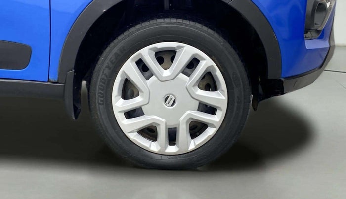 2020 Tata NEXON XM SUNROOF PETROL, Petrol, Manual, 92,504 km, Right Front Wheel