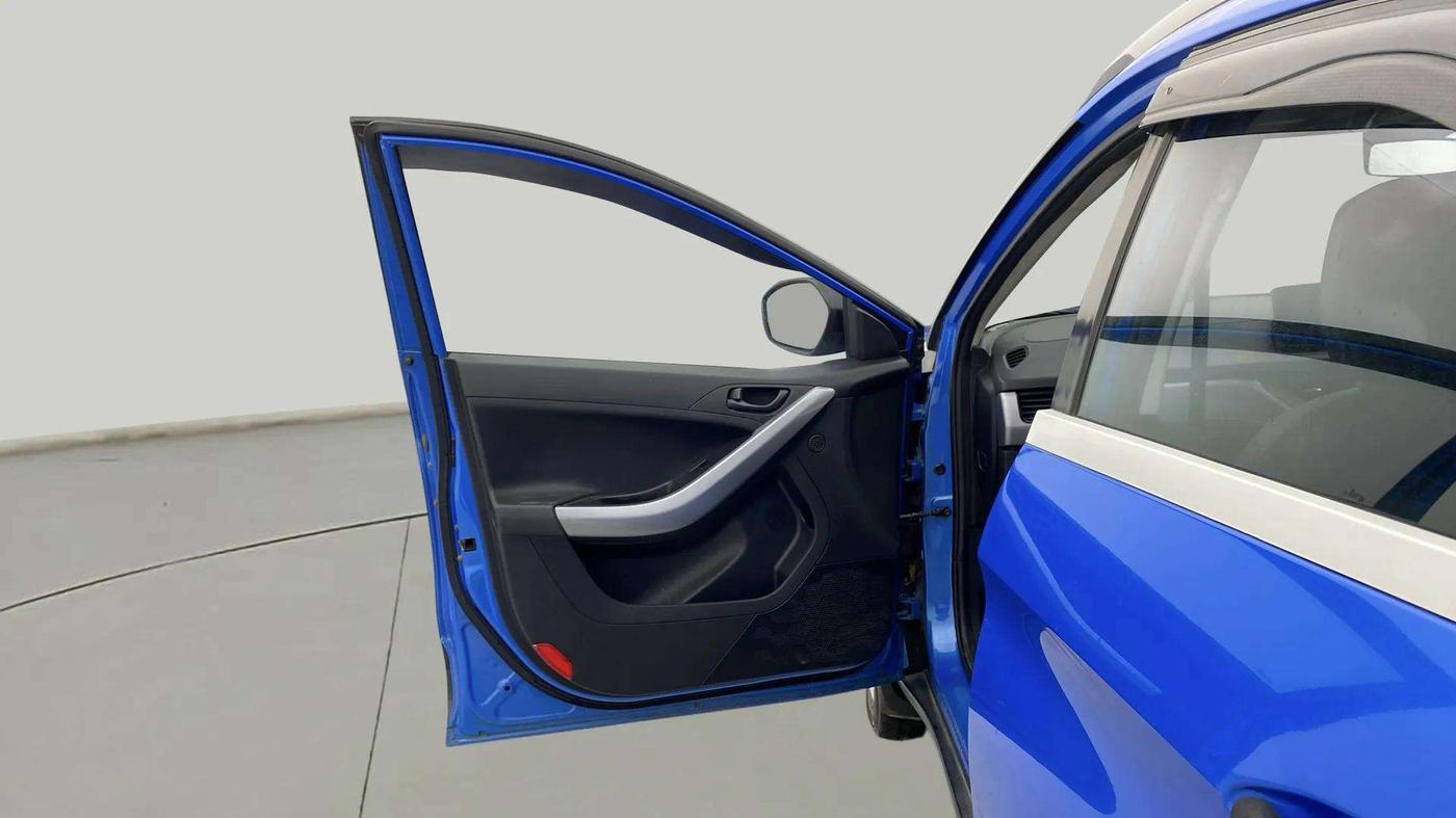 2020 Tata NEXON XM SUNROOF PETROL, Petrol, Manual, 93,067 km, LHS Front Door