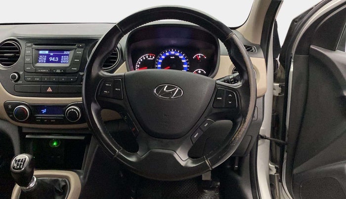 2014 Hyundai Xcent SX 1.2 (O), Petrol, Manual, 42,216 km, Steering Wheel Close Up